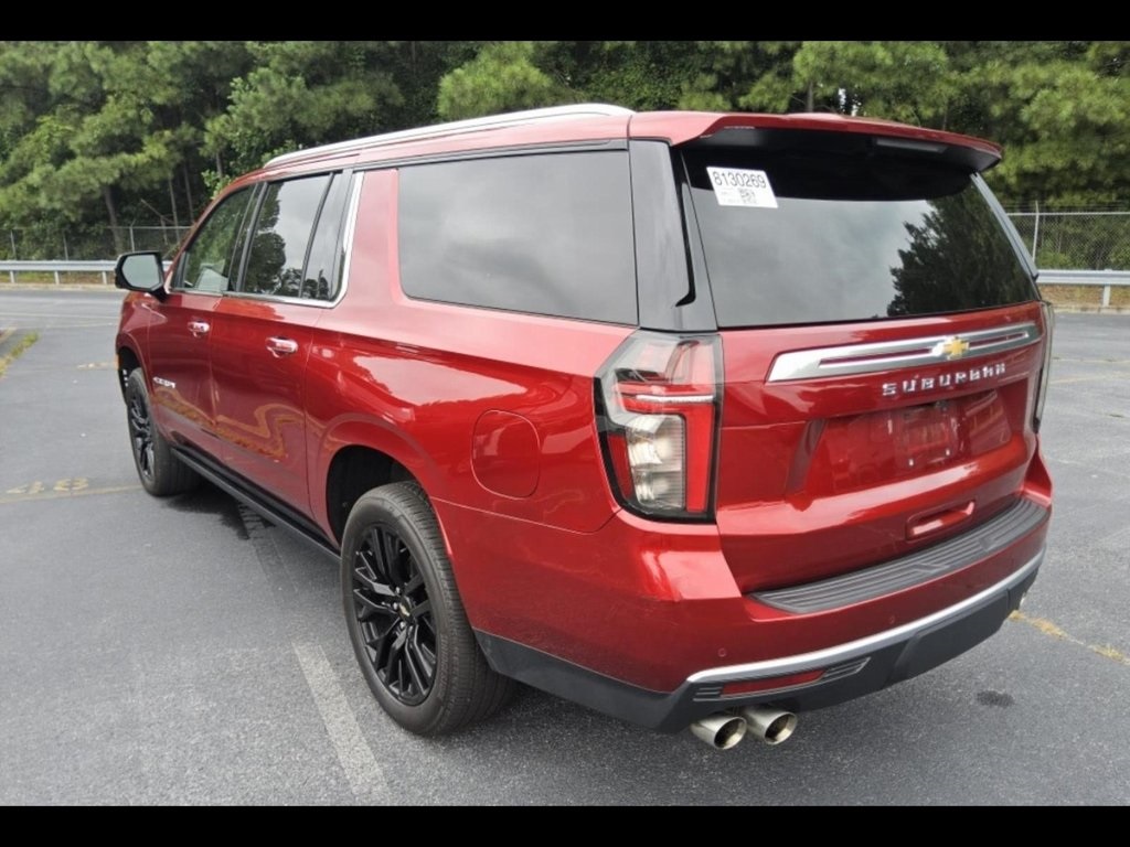 2024 Chevrolet Suburban High Country photo 2