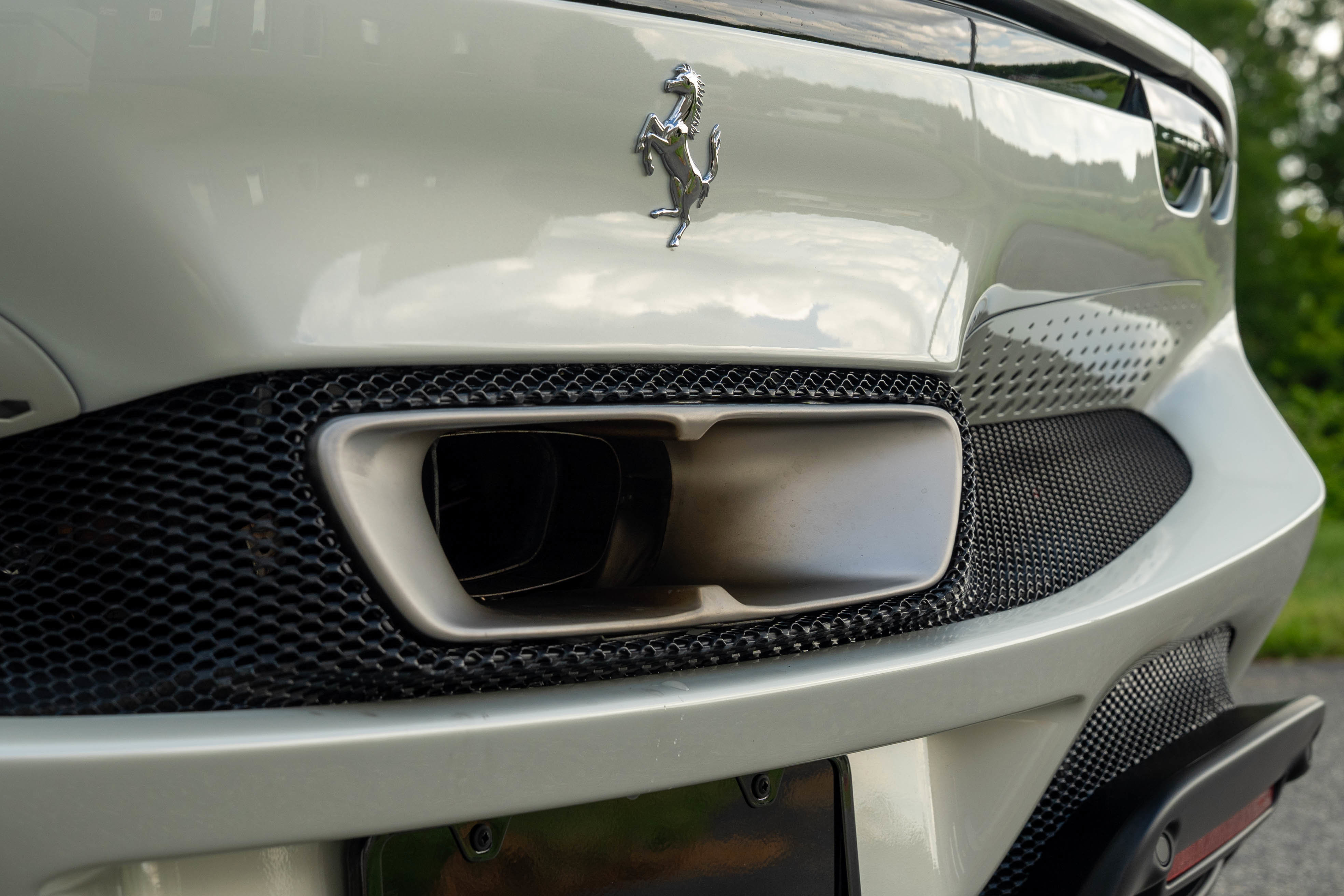 2024 Ferrari 296 GTB Base photo 3