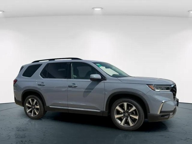 2025 Honda Pilot Elite photo 3