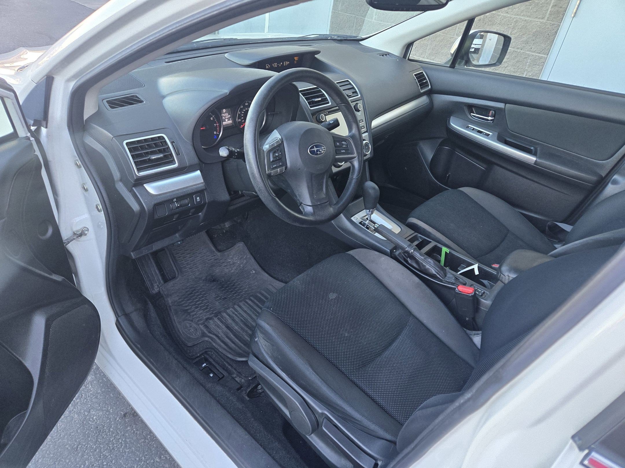 2016 Subaru Impreza Premium photo 4