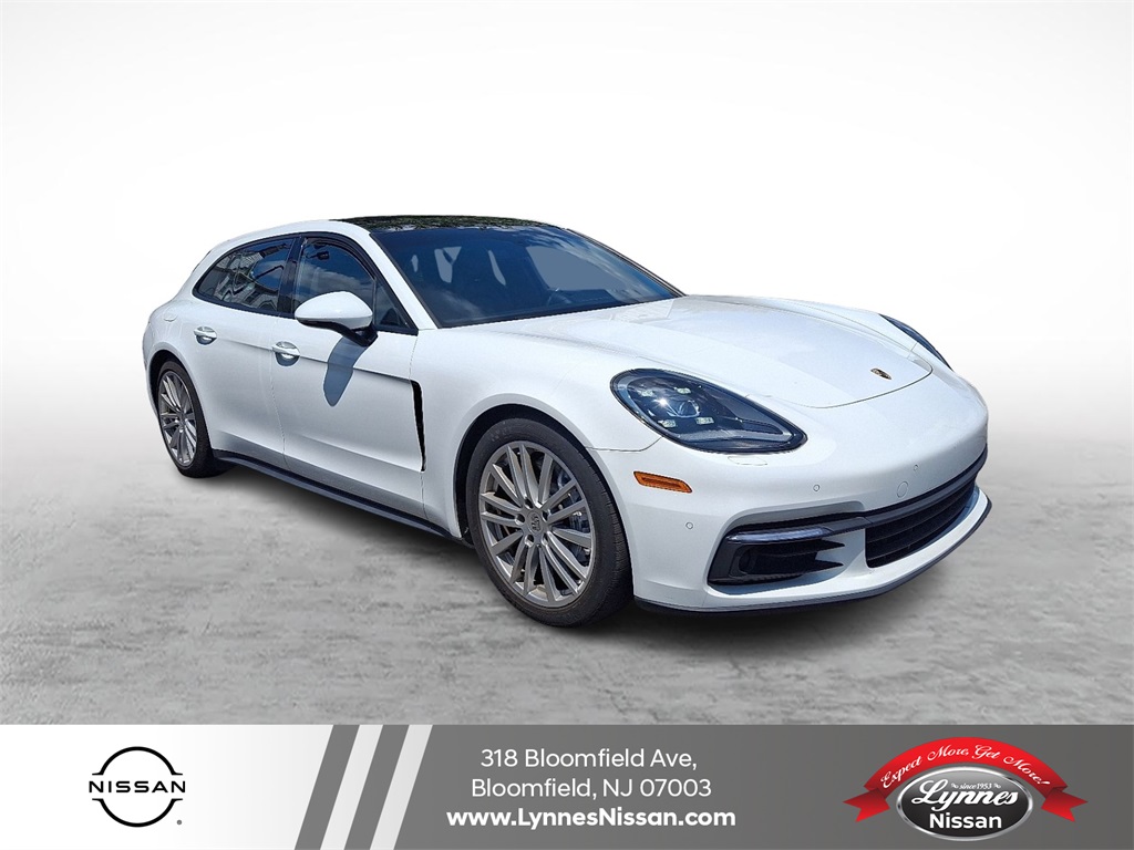 2018 Porsche Panamera 4's photo