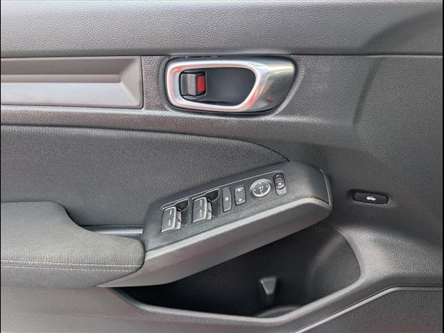 2025 Honda Civic LX photo 15