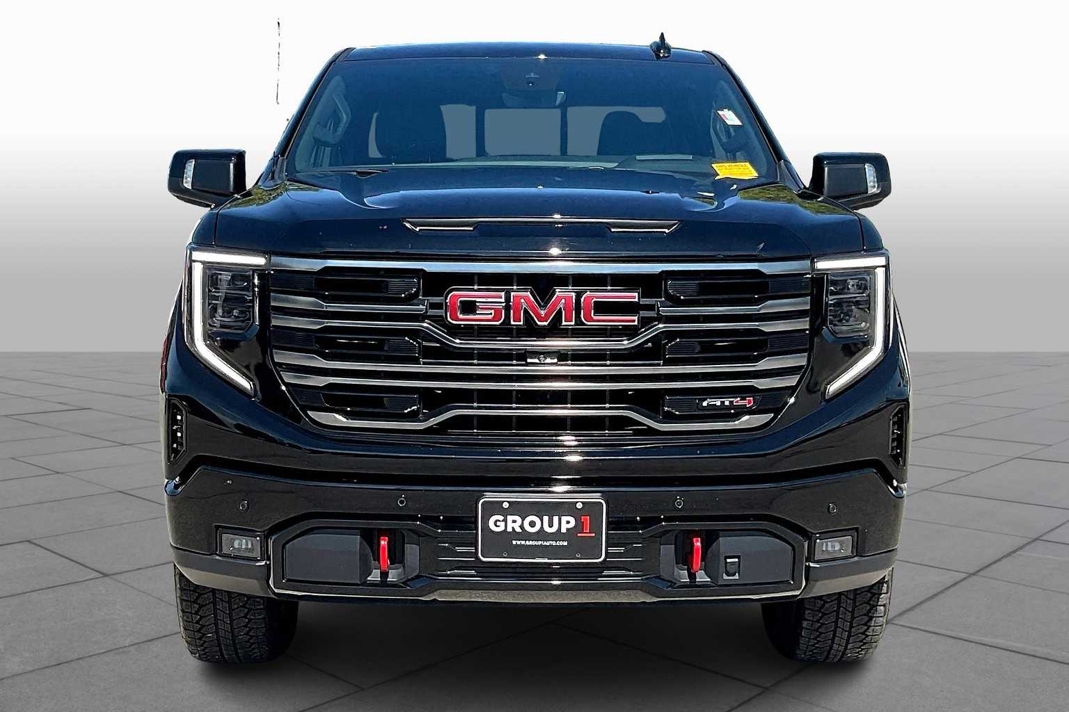 2025 Gmc Sierra AT4 photo 3
