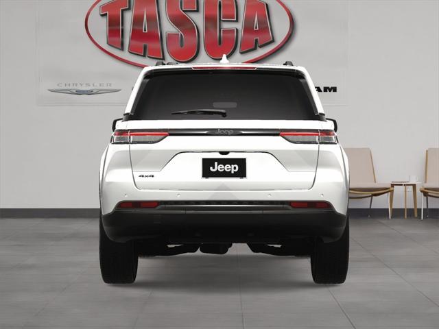 2025 Jeep Grand Cherokee Altitude photo 10