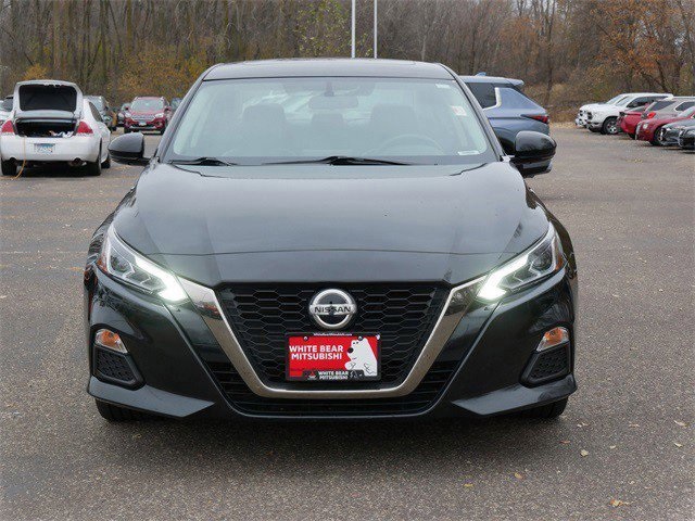 Used 2019 Nissan Altima SR with VIN 1N4BL4CW7KN317261 for sale in White Bear Lake, Minnesota