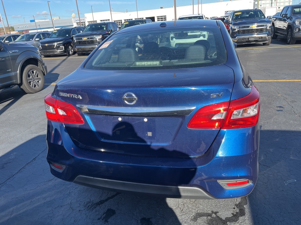 2018 Nissan Sentra SV photo 4