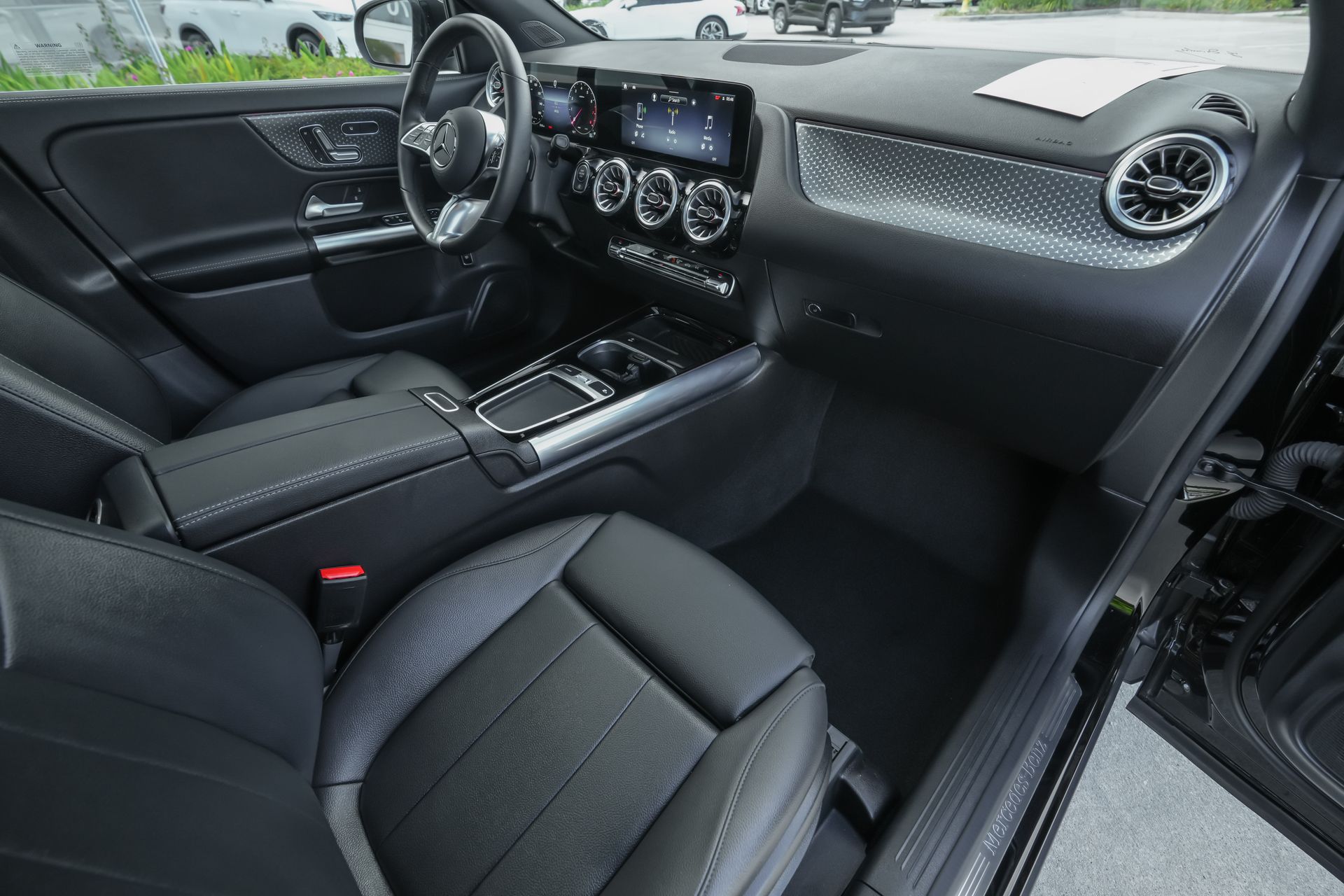 2025 Mercedes Benz GLA 250 4MATIC photo 22