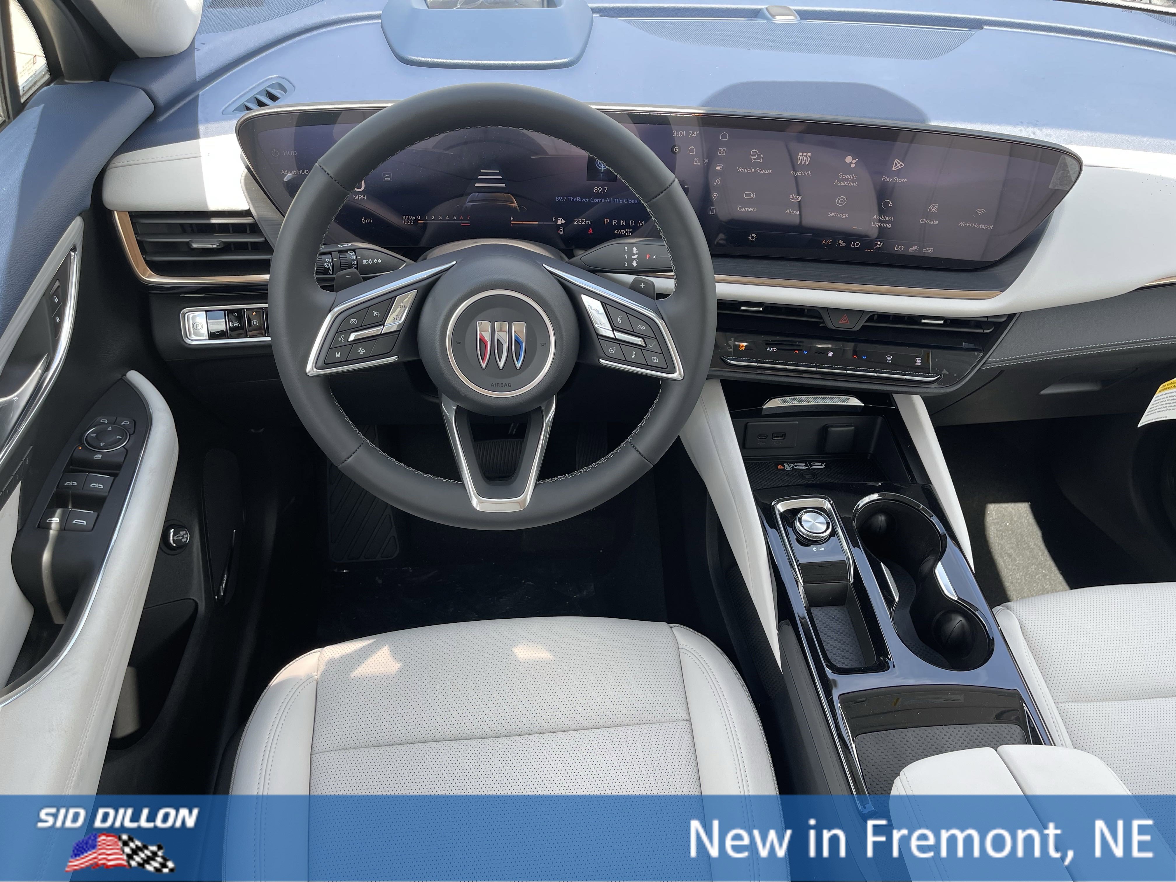 2025 Buick Envision Avenir photo 2