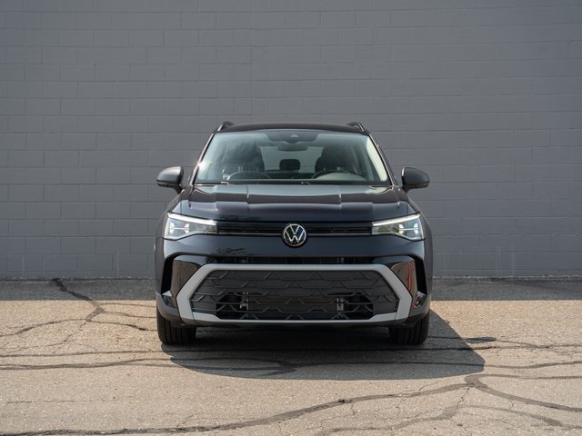2025 Volkswagen Taos S photo 2