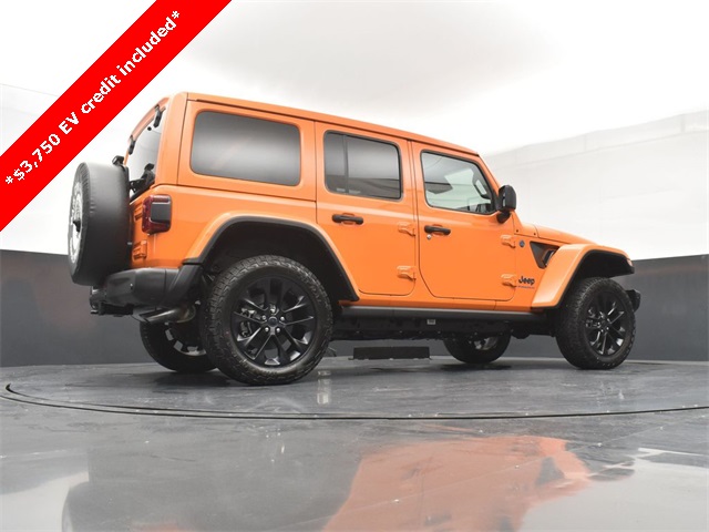 2025 Jeep Wrangler Sahara 4xe photo 21