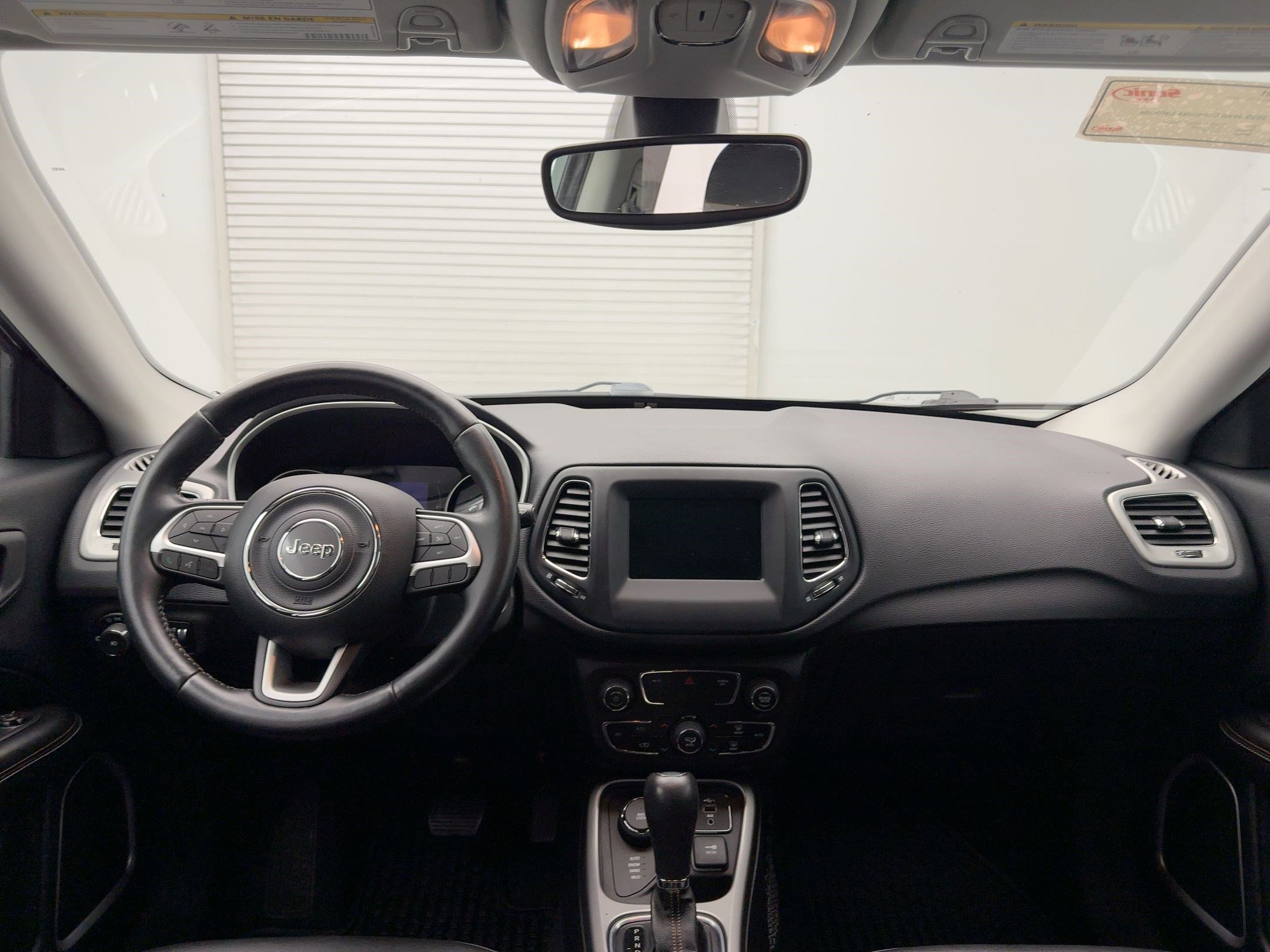 2020 Jeep Compass Latitude photo 16