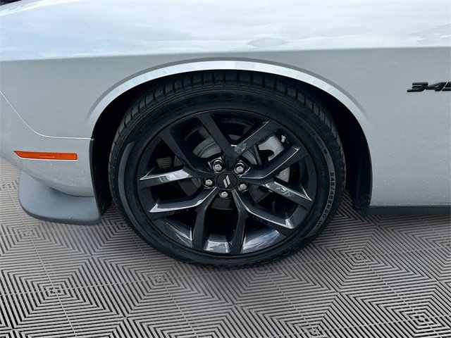 2023 Dodge Challenger R/T photo 28