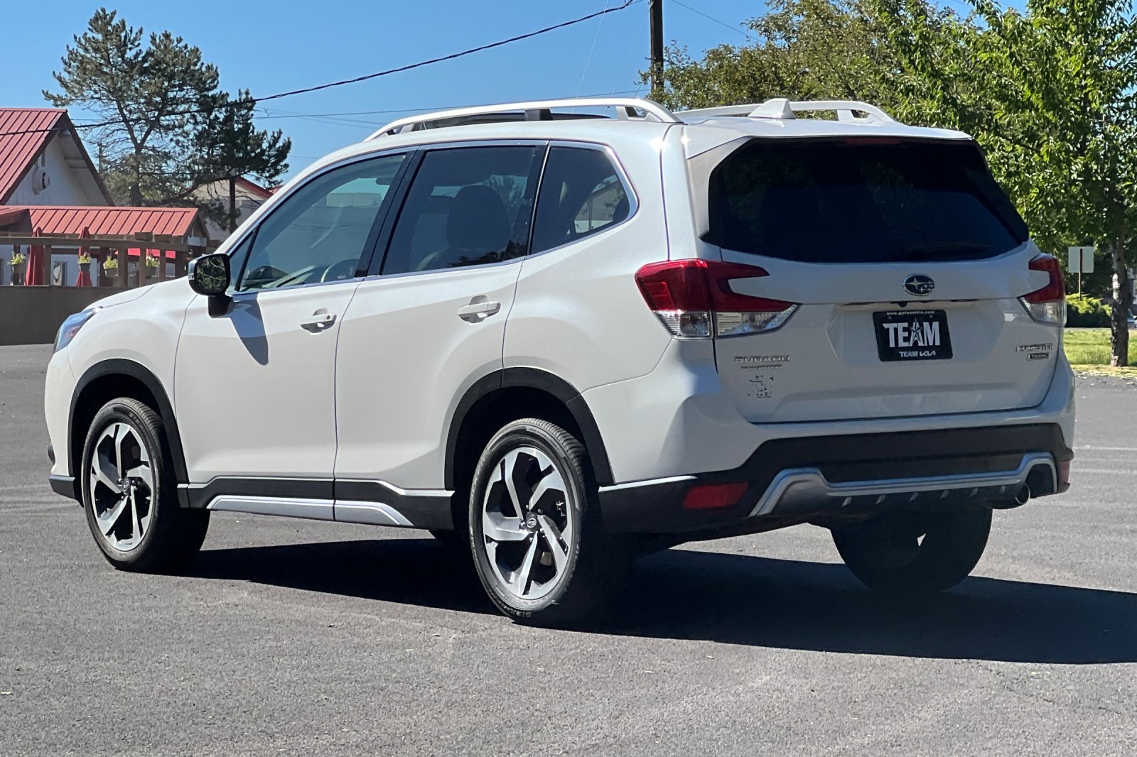 2023 Subaru Forester Touring photo 6
