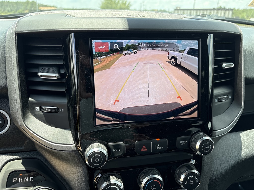2025 Ram 1500 Tradesman photo 15