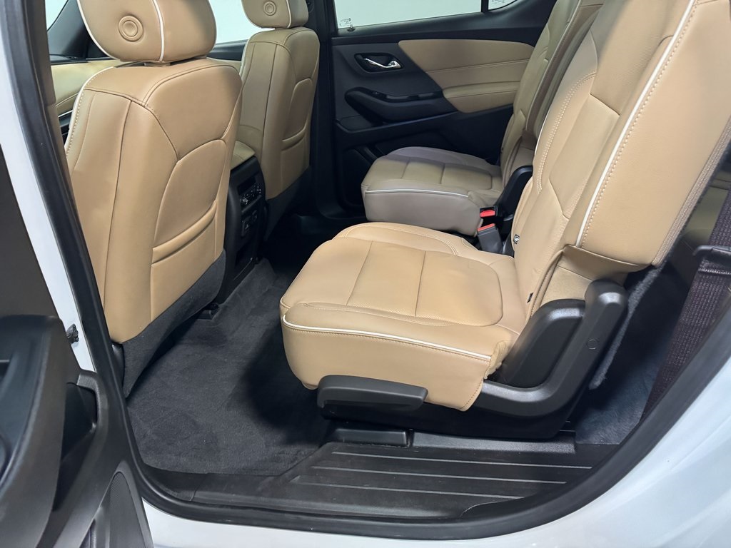 2023 Chevrolet Traverse Premier photo 41