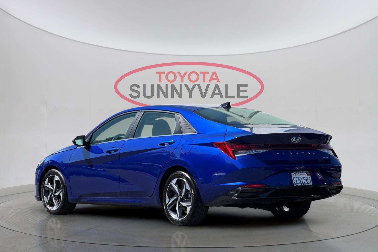 2023 Hyundai Elantra Limited photo 6