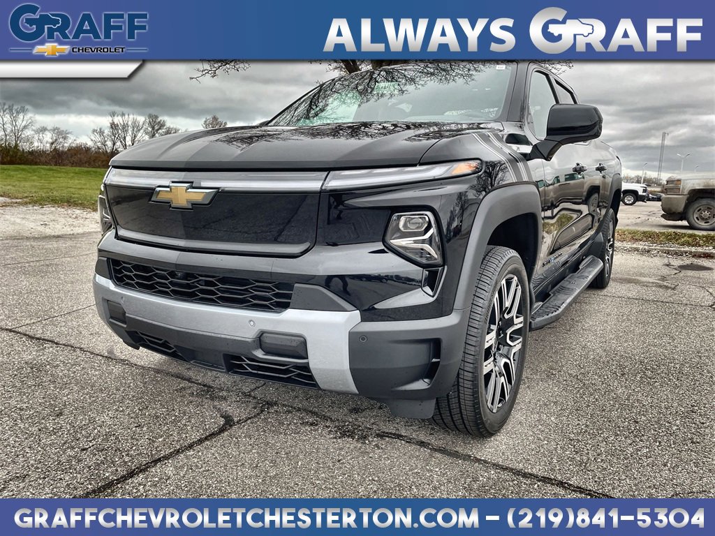 2026 Chevrolet Silverado EV LT's photo