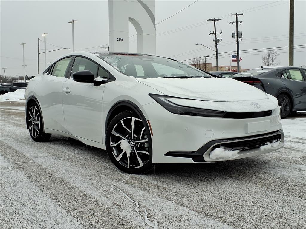 2026 Toyota Prius XSE Premium's photo