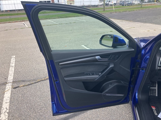 2022 Audi SQ5 Prestige photo 19