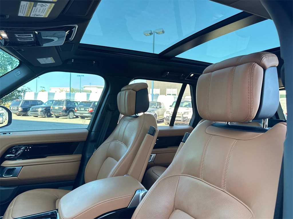 2021 Land Rover Range Rover photo 21