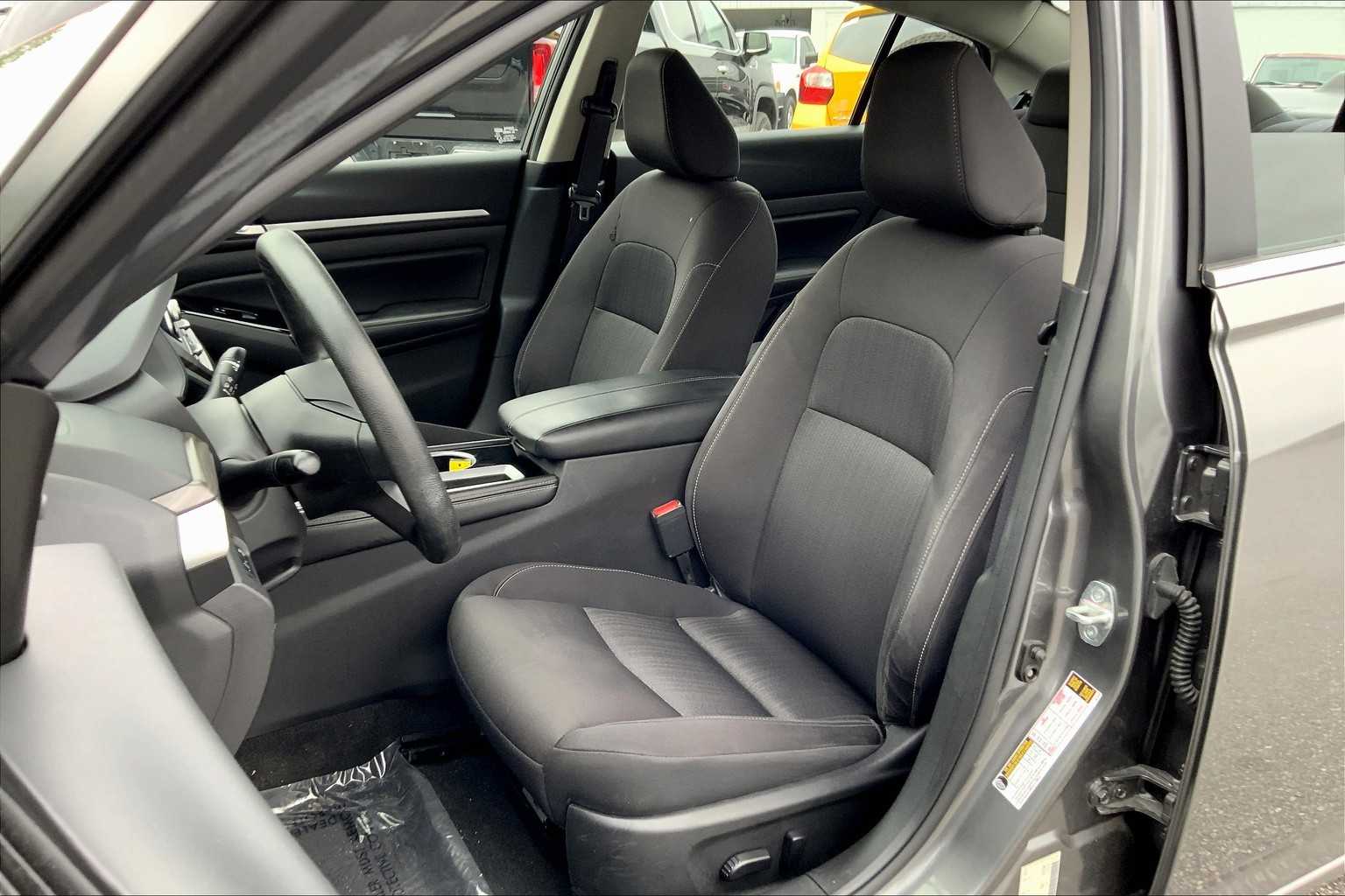 2023 Nissan Altima 2.5 SV photo 6