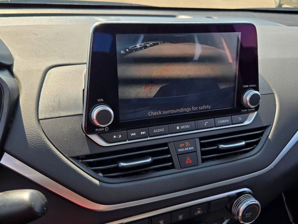2022 Nissan Altima 2.5 SV photo 24
