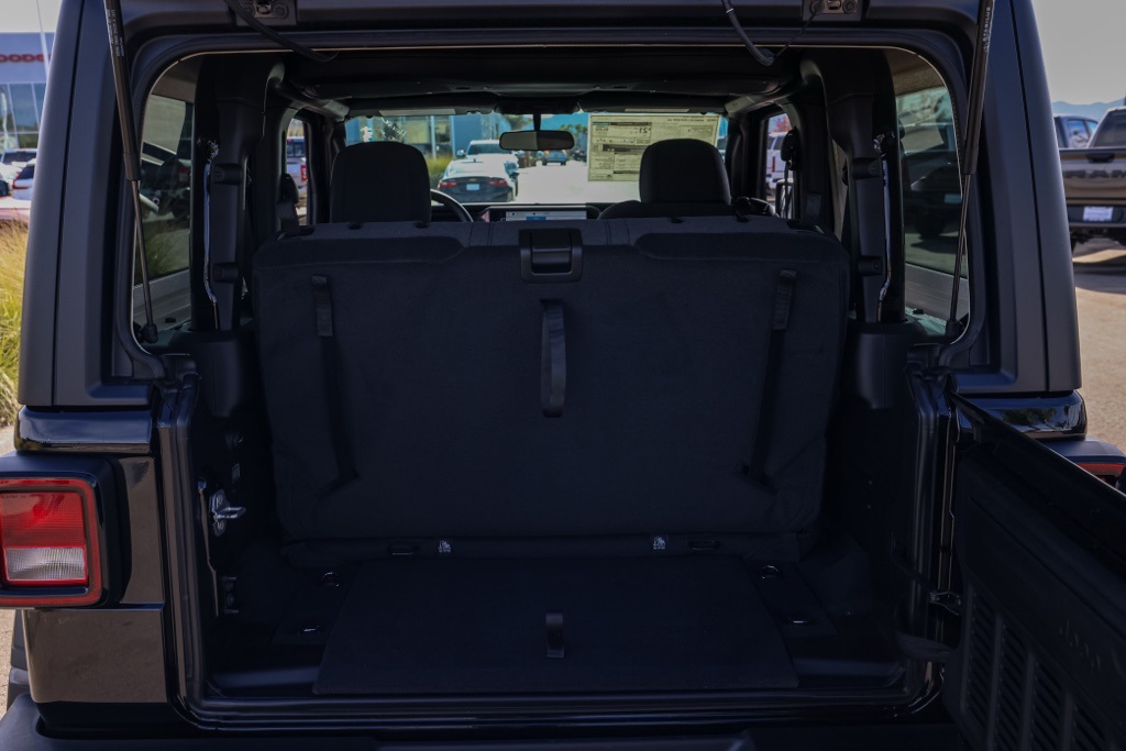 New 2026 Black Clear-Coat Exterior Paint Jeep Sport image 15