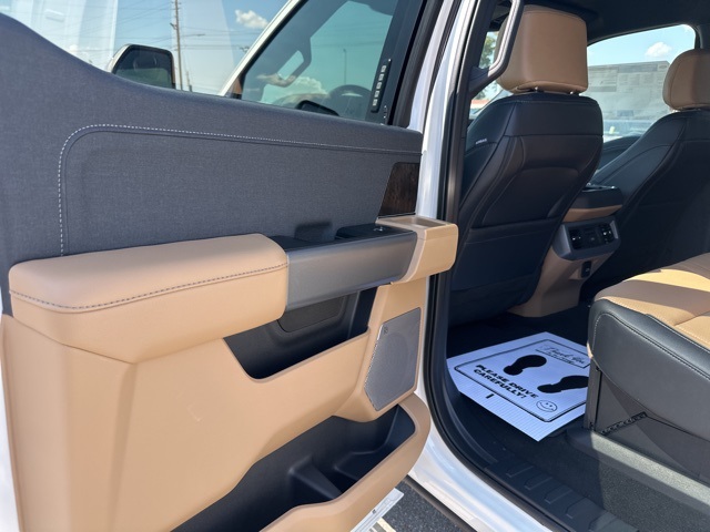 2026 Ford F-350 Lariat photo 26