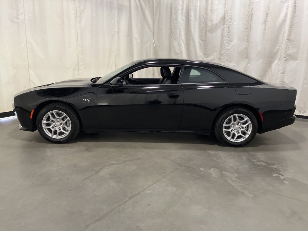 2025 Dodge Charger R/T photo 17