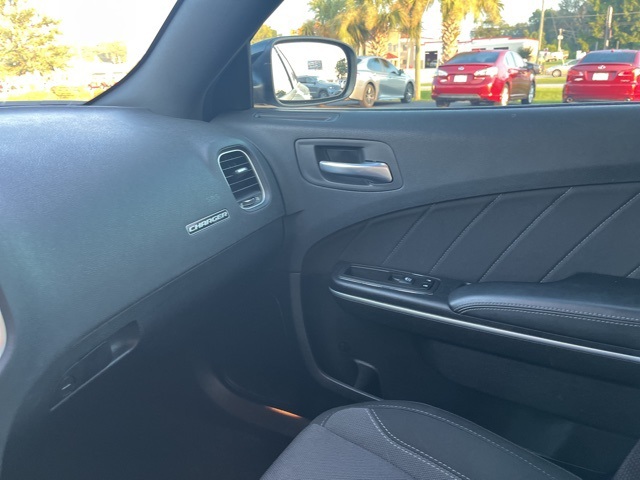 2021 Dodge Charger SXT photo 28