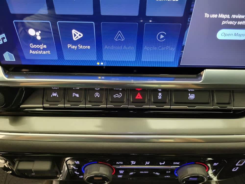 2025 Chevrolet Silverado High Country photo 14