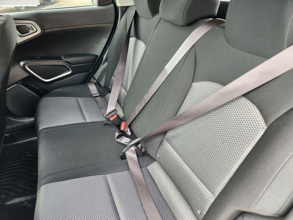 2023 Kia Soul LX photo 18