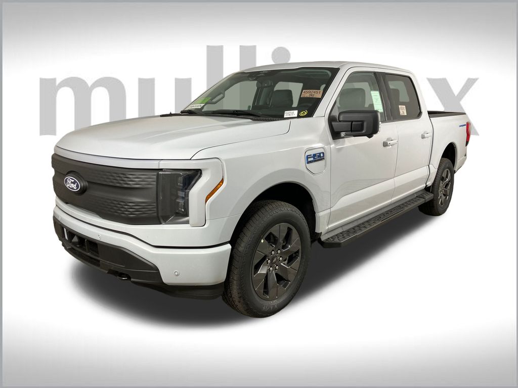 2025 Ford F-150 Lightning photo 7