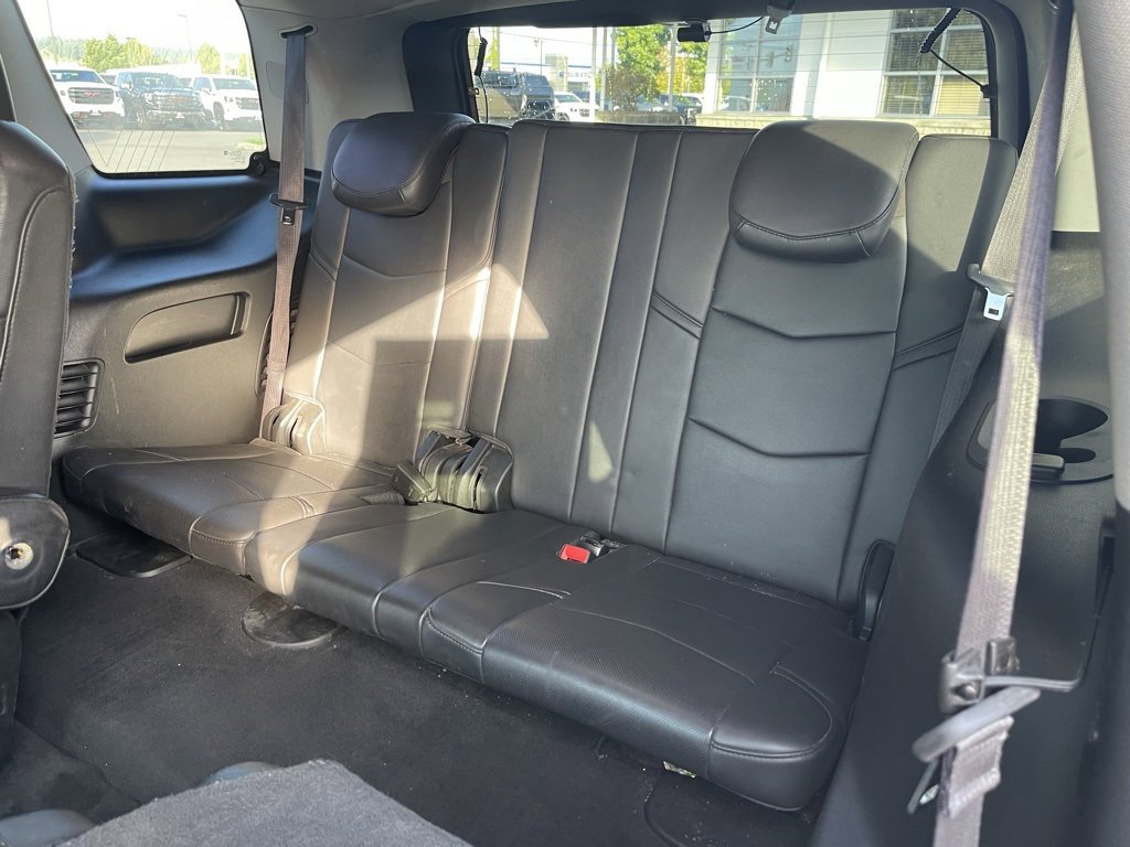 2016 Cadillac Escalade Premium photo 10