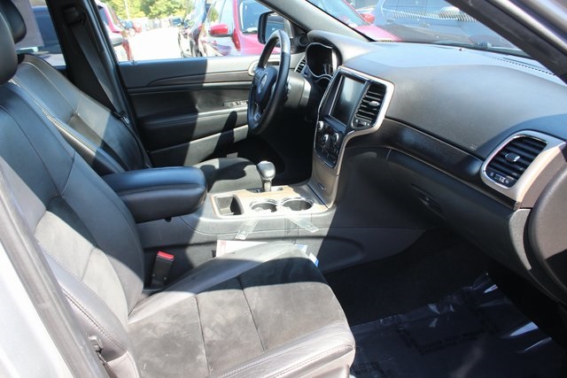 2014 Jeep Grand Cherokee Altitude photo 16