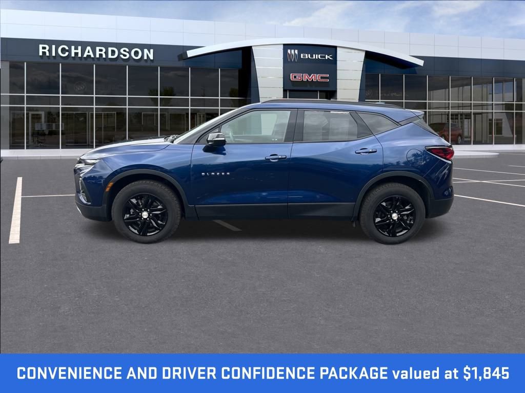 2022 Chevrolet Blazer 2LT photo 2