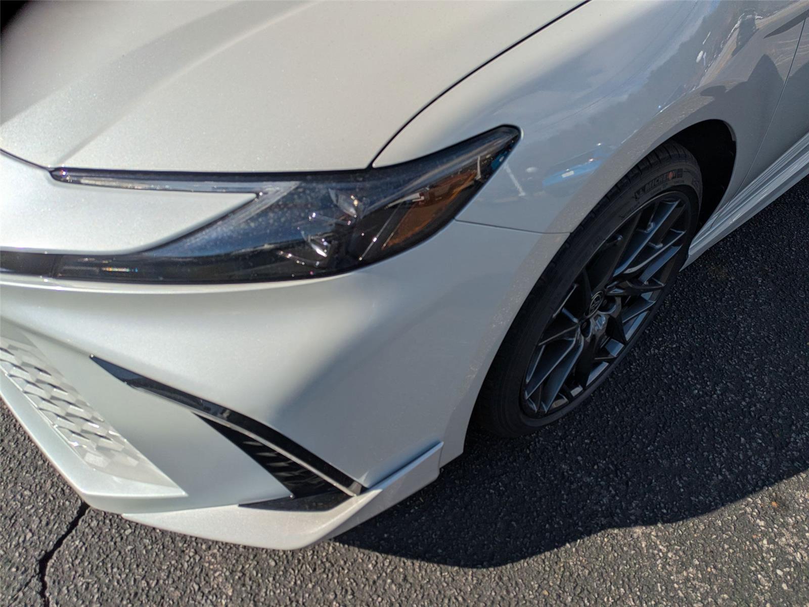 2025 Toyota Camry XSE photo 9