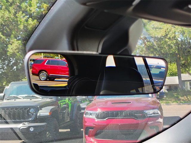2025 Jeep Grand Cherokee Laredo Altitude photo 25