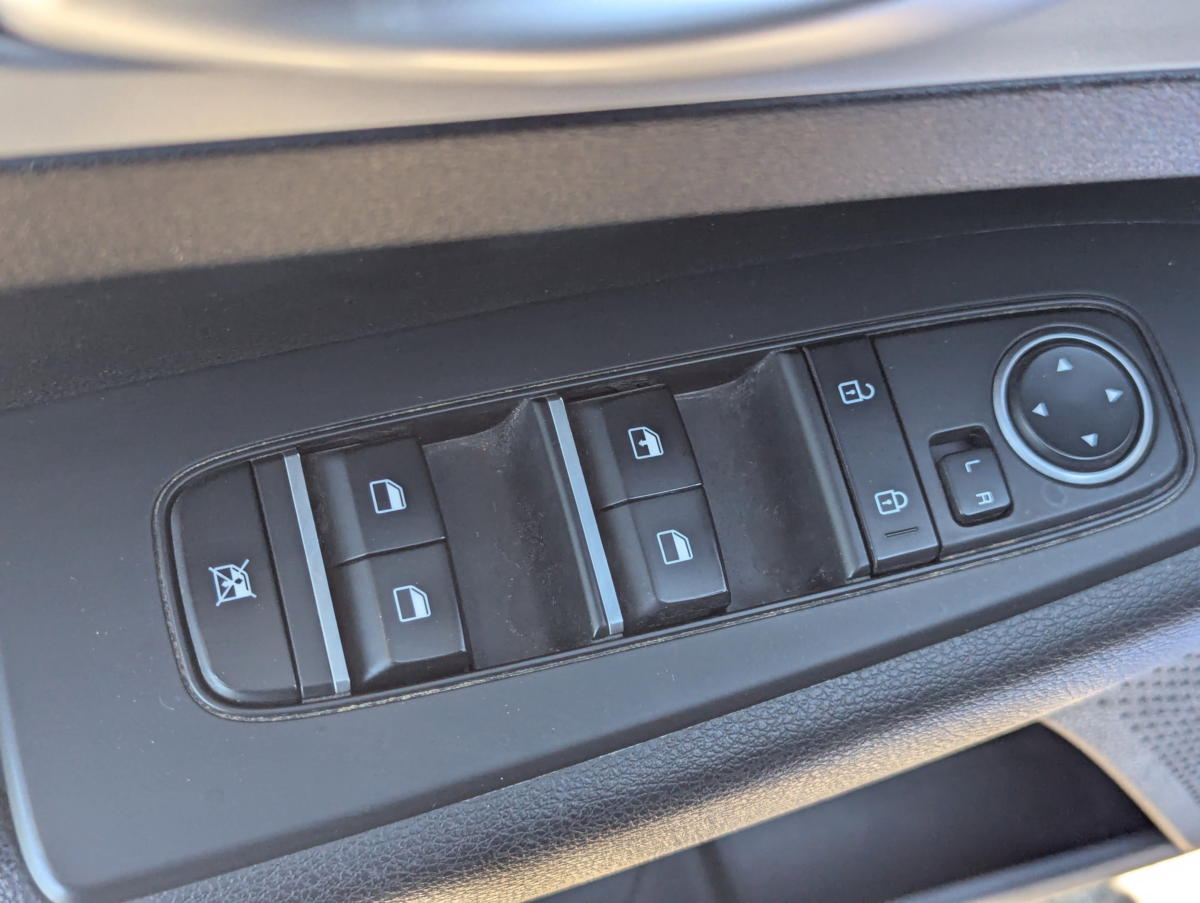 2023 Kia Forte LXS photo 4