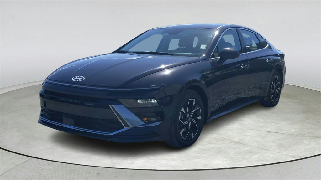 2024 Hyundai Sonata SEL photo 3