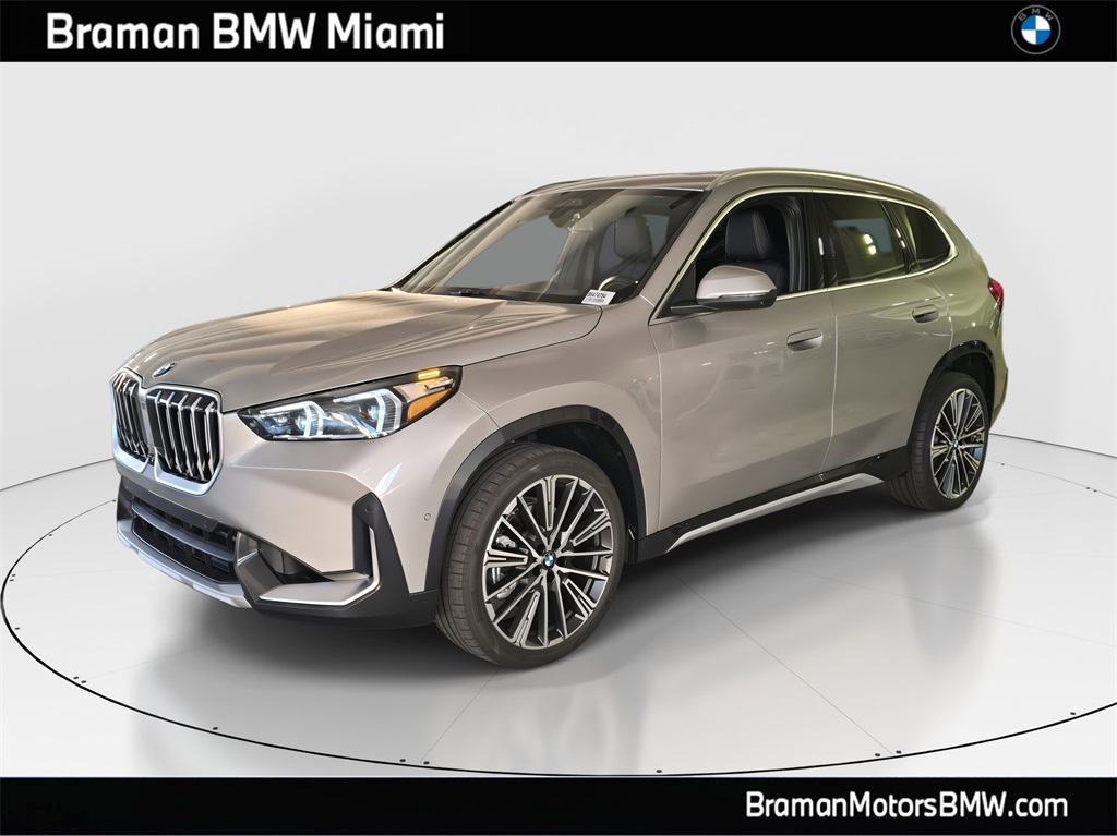 2026 BMW X1 28i's photo