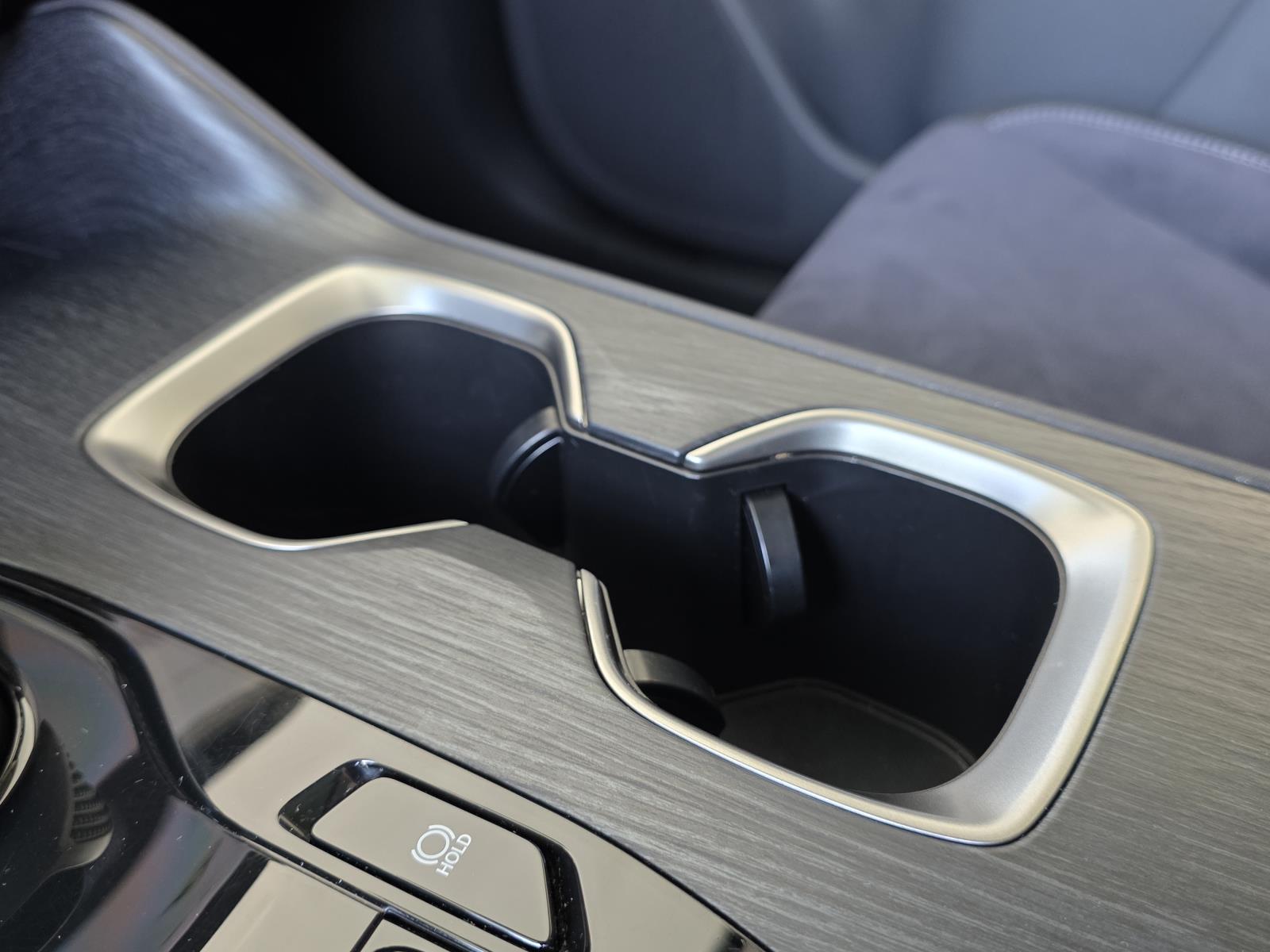 2023 Lexus RZ 450e Luxury photo 28