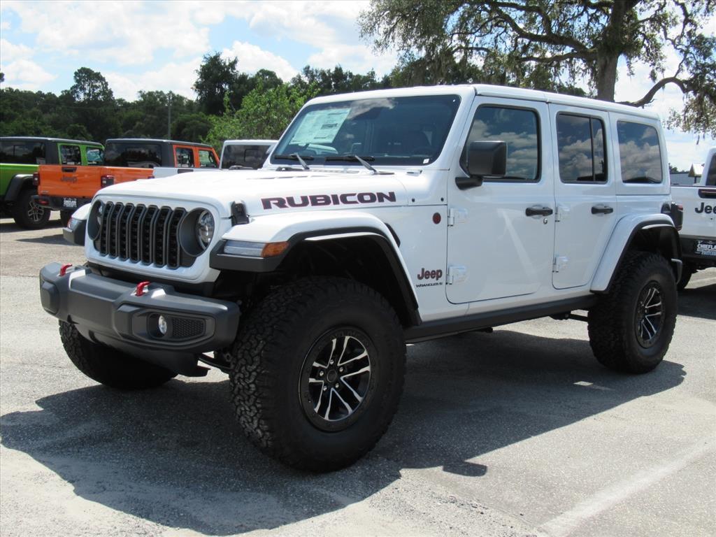 2025 Jeep Wrangler Rubicon photo 3