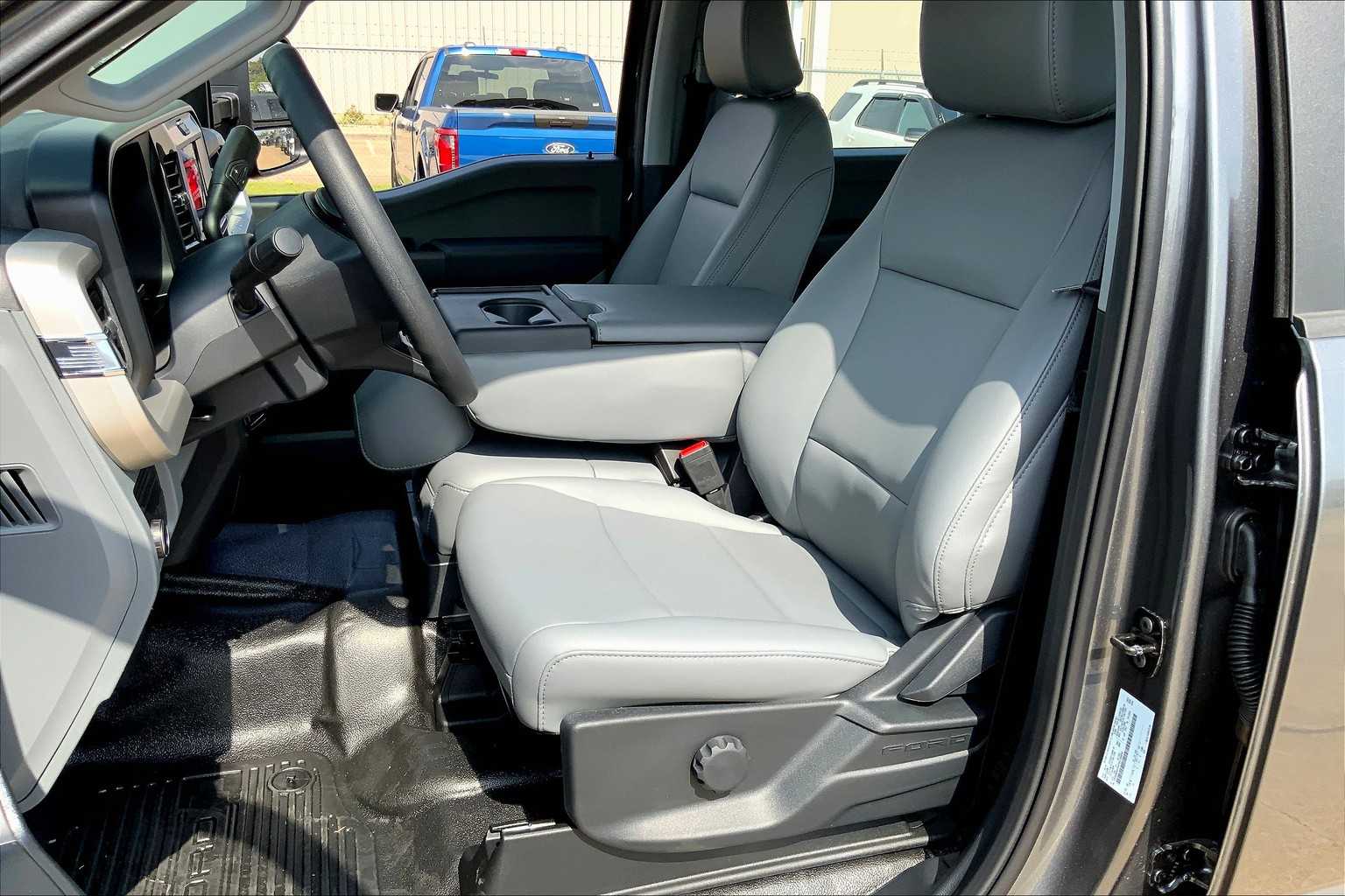 2026 Ford F-450 XL photo 9