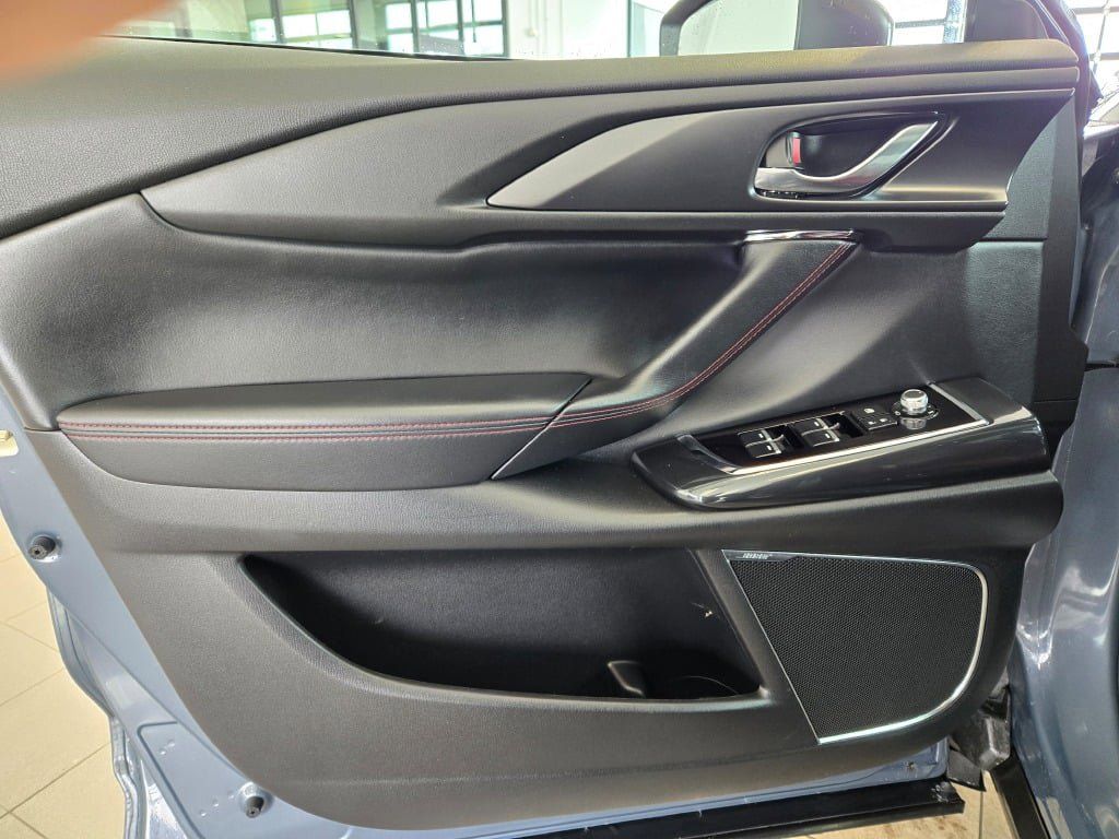 2023 Mazda CX-9 Carbon photo 30