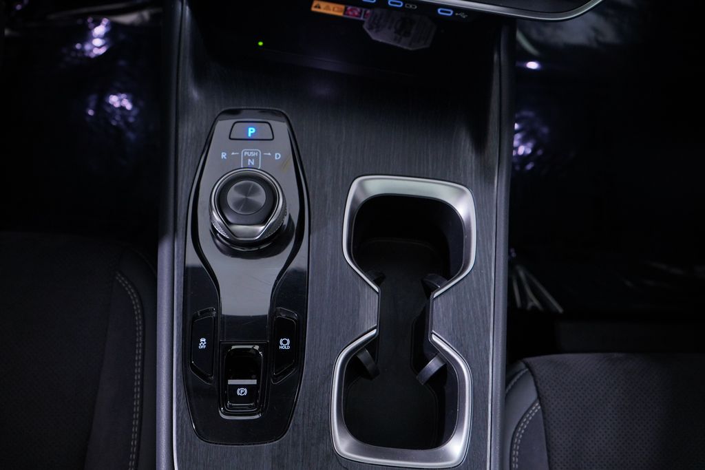 2023 Lexus RZ 450e Luxury photo 13