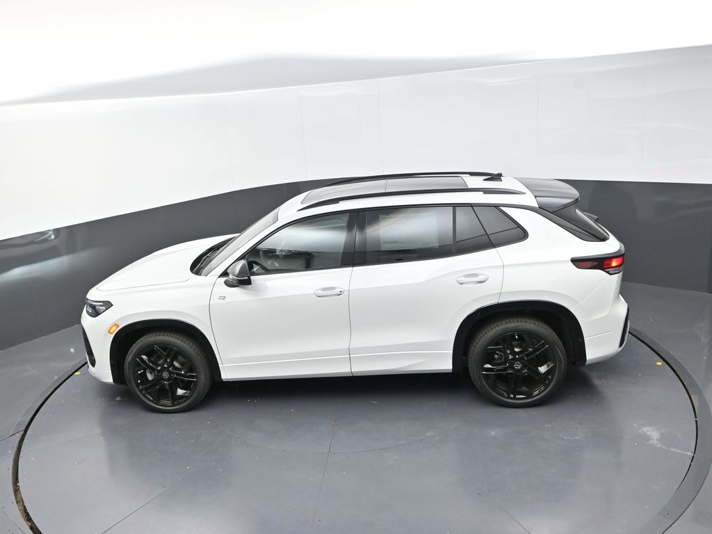 2025 Volkswagen Tiguan SE R-Line Black photo 11