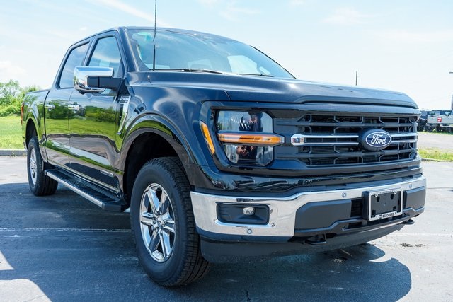 2025 Ford F-150 XLT photo 3