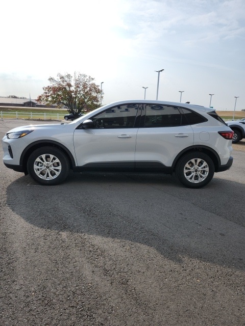 2025 Ford Escape Active photo 3