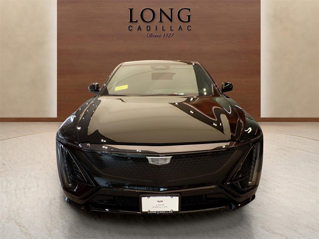 2026 Cadillac Lyriq photo 2